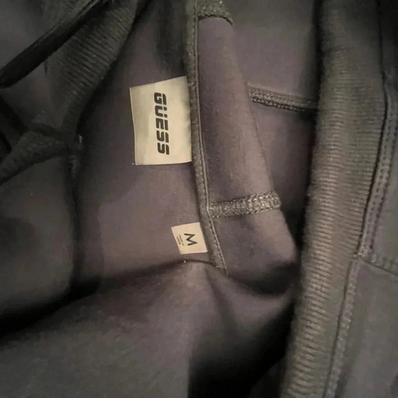 ~Guess~ Crop Sweatshirt - Medium - Picture 5 of 5